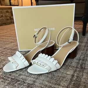 MICHAEL Michael Kors Bella Flex Mid Sandal